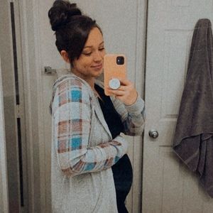 Meet your Posher, Holly